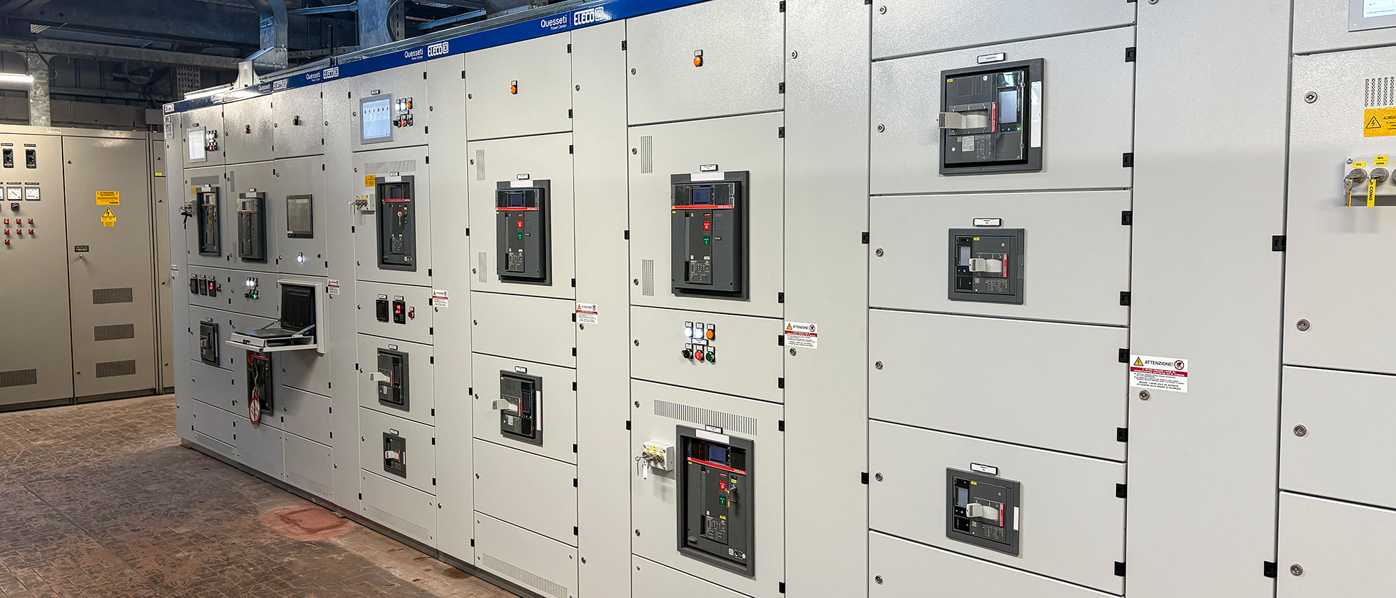 Quadro elettrico Power Center realizzato da Eleco, installato presso il sito del cliente.